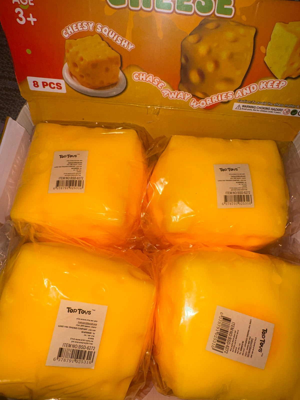 גבינה חמאתית ענקית!🧀