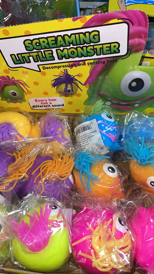 מפלצת עם שיערות נידו😛