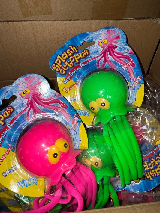 מדוזה משפריצה מים🪼💦 טרנד!