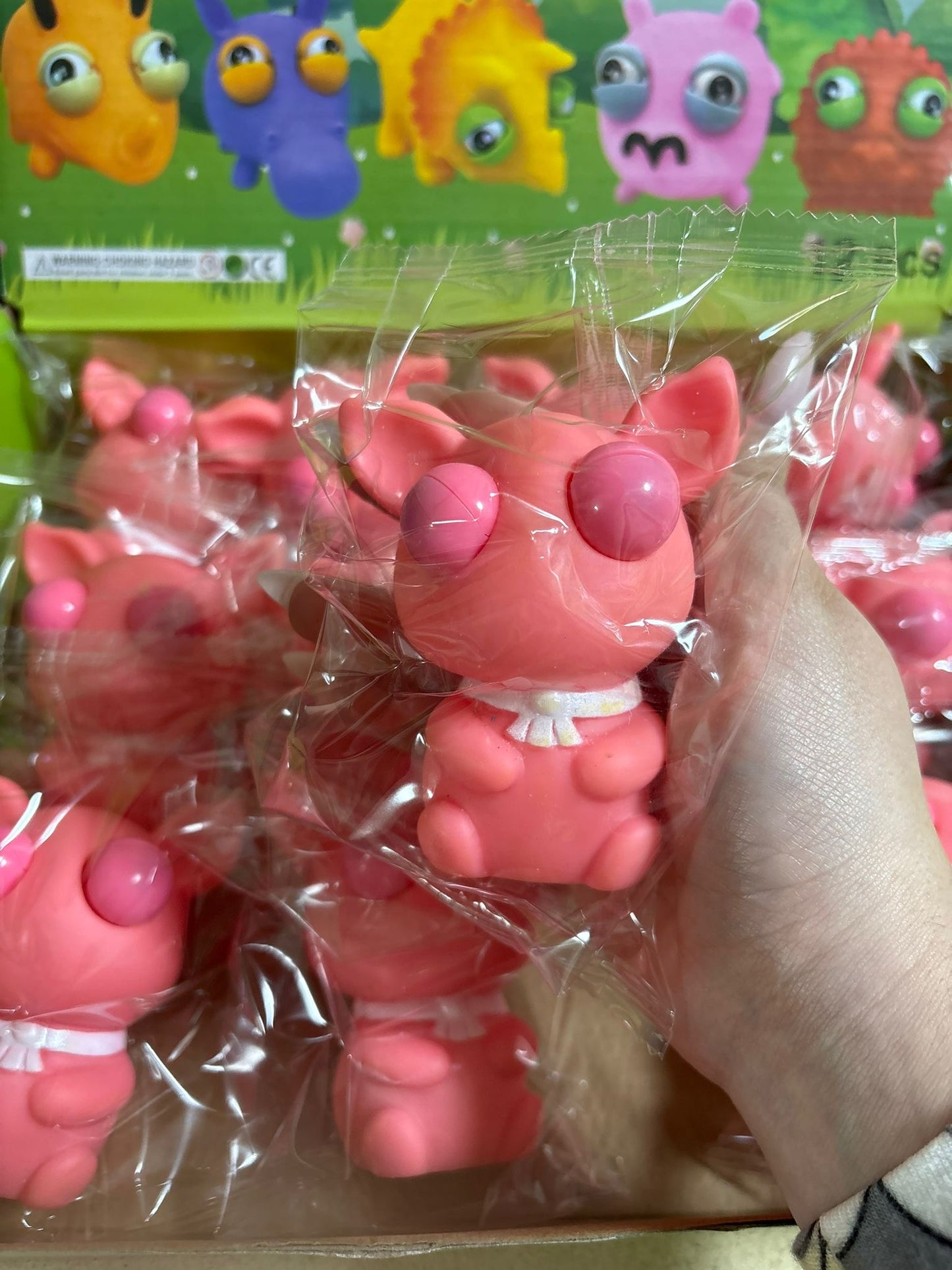 חזיר מוציא עיניים🐷